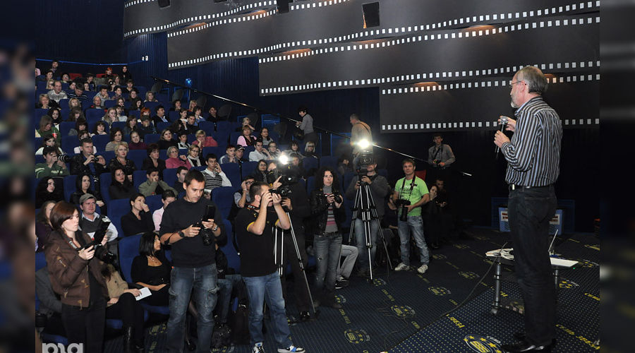 спортивные кавказцы. закрытый показ реальный болт. кино волшебники. закрытый показ реальный болт. кинотеатр свобода.