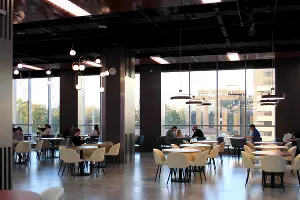 Фудхолл &laquo;#313 Небо и еда&raquo; в Краснодаре &copy;&nbsp;Фото Марины Солошко, Юга.ру