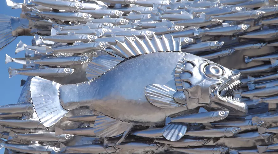 Памятник хамсе в Новороссийске &copy;&nbsp;Фото с сайта ngnovoros.ru