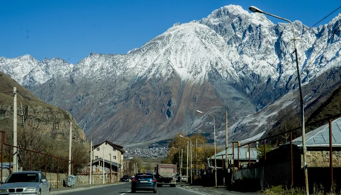 На автомобиле в Грузию. Горы Кавказа &copy;&nbsp;Фото Евгения Мельченко, Юга.ру