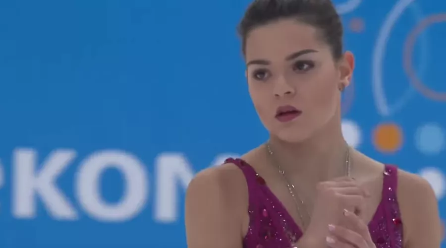 Аделина Сотникова &copy;&nbsp;Скриншот видео с youtube-канала "Мой канал", youtube.com/channel/UCngBwf3yHJYVEJZZ9aypTmQ