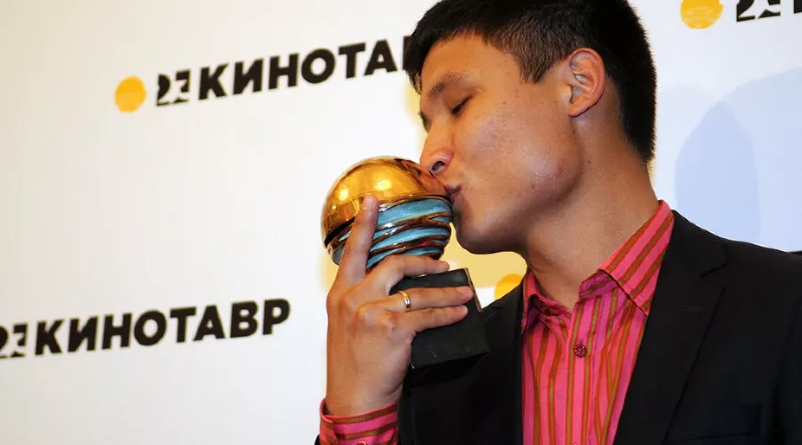 Закрытие "Кинотавра-2012" &copy;&nbsp;Елена Синеок. ЮГА.ру