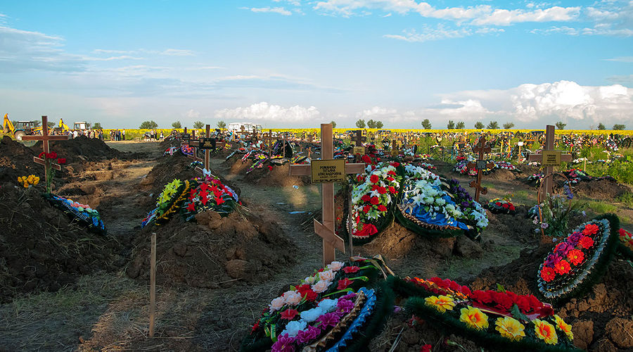 На кладбище Крымска &copy;&nbsp;Владислав Щеколдин