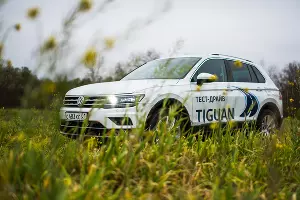 Тест-драйв Volkswagen Tiguan у Медвежьей горы &copy;&nbsp;Фото Елены Синеок, Юга.ру