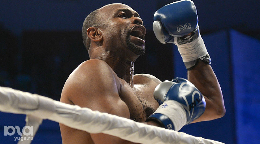Рой Джонс-младший защитил чемпионский пояс в Краснодаре &copy;&nbsp;Михаил Ступин, ЮГА.ру