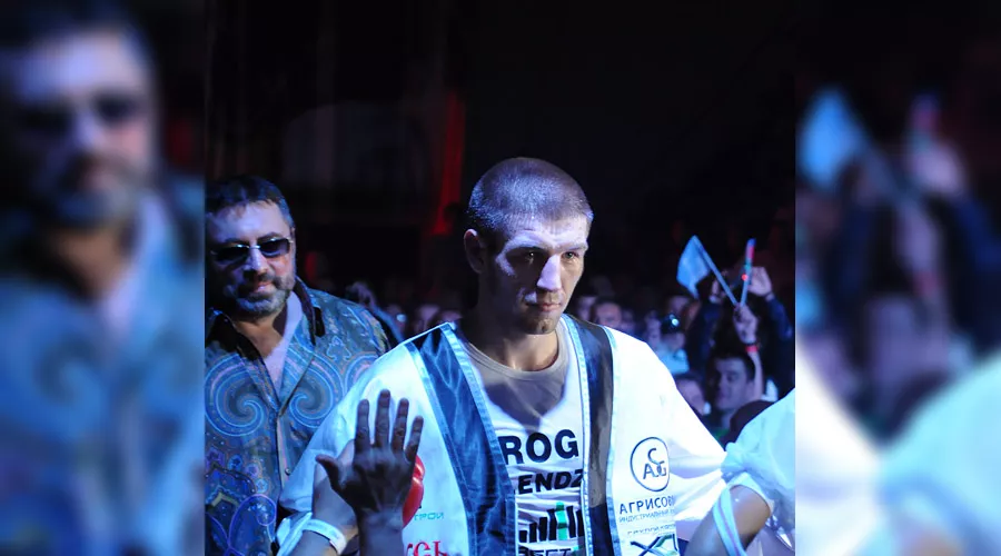 Дмитрий Пирог победил Геннадия Мартиросяна в бою звание чемпиона мира по версии WBO &copy;&nbsp;Елена Синеок. ЮГА.ру
