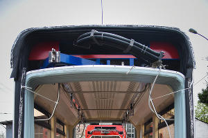 Новый трехсекционный трамвай "Витязь"  © Елена Синеок, ЮГА.ру