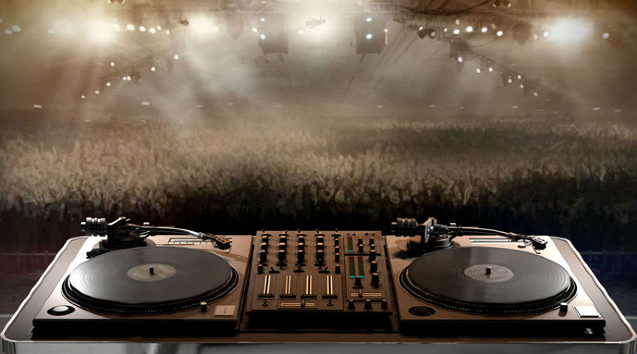 Диджей, музыка, клуб © realsco.ru