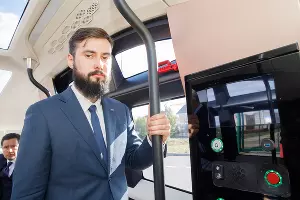 Презентация беспилотного электробуса в &laquo;Сколково&raquo; &copy;&nbsp;Фото пресс-службы &laquo;Ростелекома&raquo;