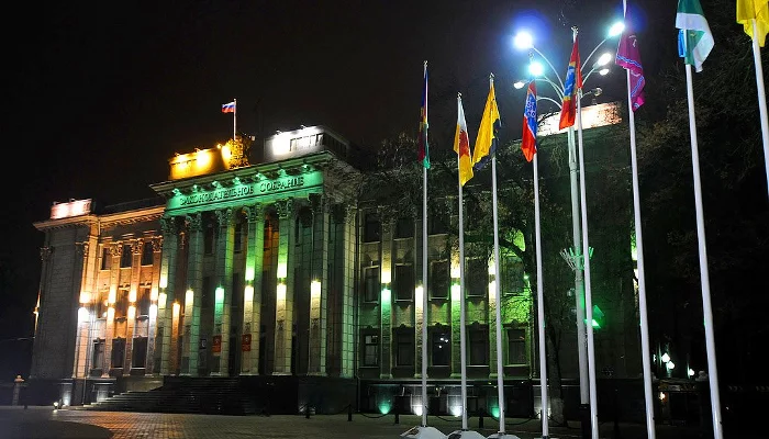 Законодательное собрание Краснодарского края &copy;&nbsp;Елена Синеок. ЮГА.ру