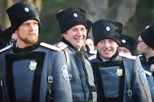 В Краснодаре состоялся смотр казаков, которые будут нести патрульную службу в Сочи во время Олимпиады &copy;&nbsp;Елена Синеок, ЮГА.ру