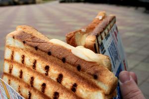 Сырные сэндвичи у Николы © Фото Марины Солошко, Юга.ру