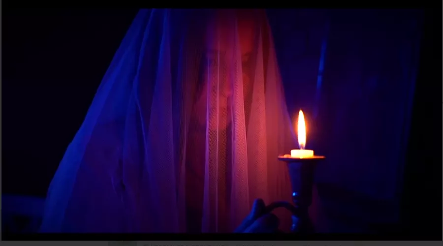 Кадр из промо-ролика к спектаклю «Дикарка» &copy;&nbsp;Скриншот фото из телеграм-канала &laquo;Свои&raquo; арт-пространство&raquo;