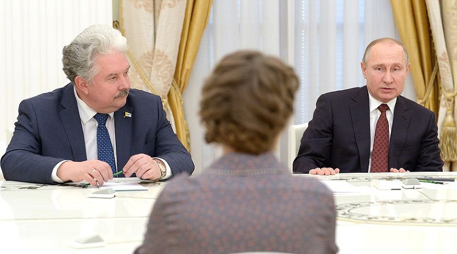 Встреча Владимира Путина с кандидатами в президенты РФ © Фото пресс-службы Кремля