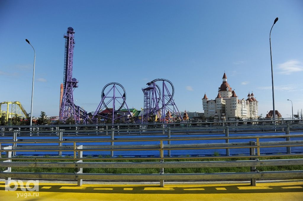 сочи парк диснейленд. олимпийский парк адлер аттракционы. сочи адлер диснейленд. диснейленд сочи аттракционы. олимпийский парк адлер аттракционы.