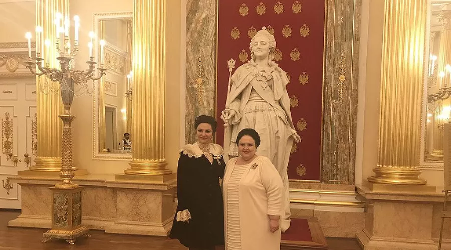 Мария Романова (справа) и Наталья Толстая &copy;&nbsp;Фото Wikimedia Commons