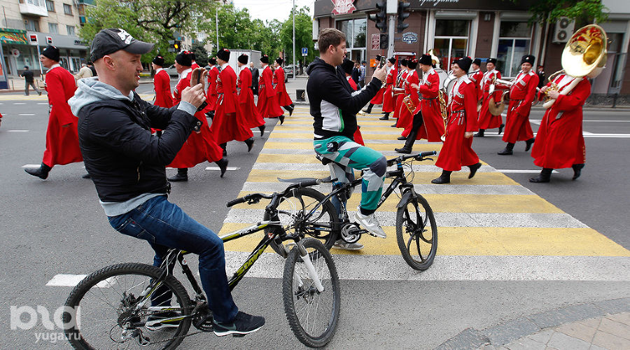 Парад казаков в Краснодаре © Эдуард Корниенко, ЮГА.ру
