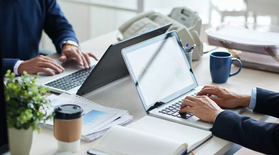  &copy;&nbsp;Фото пользователя pressfoto с сайта freepik.com