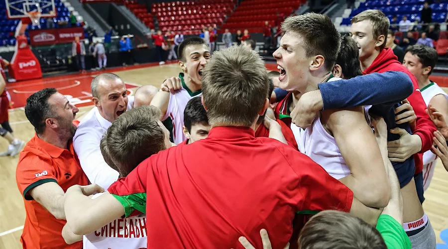 «Локо-2000» &copy;&nbsp;Фото пресс-службы ПБК &laquo;Локомотива-Кубань&raquo;