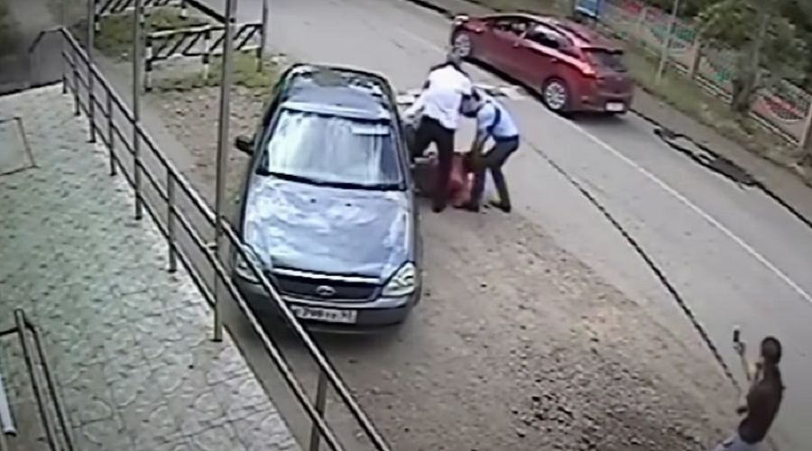  &copy;&nbsp;Скриншот видеозаписи, предоставленной &laquo;Комитетом против пыток&raquo;, youtube.com/channel/UC05o_jac52aYPTjxKbPM4LQ