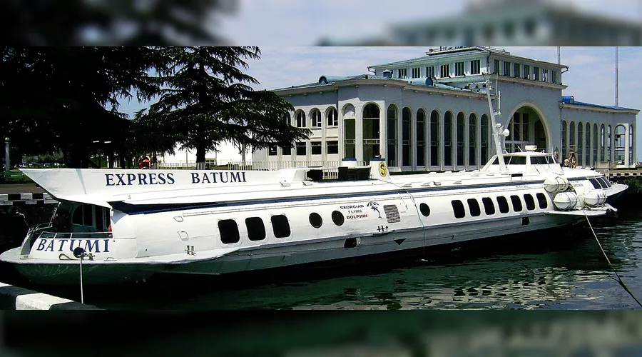 «Комета» &copy;&nbsp;Фото с сайта morport-sochi.ru