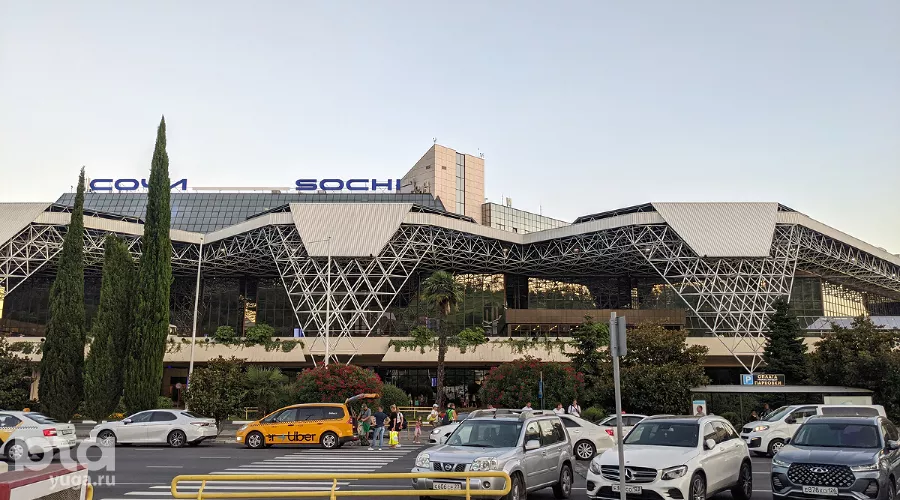 Аэропорт в Сочи &copy;&nbsp;Фото Олега Аксёнова, Юга.ру