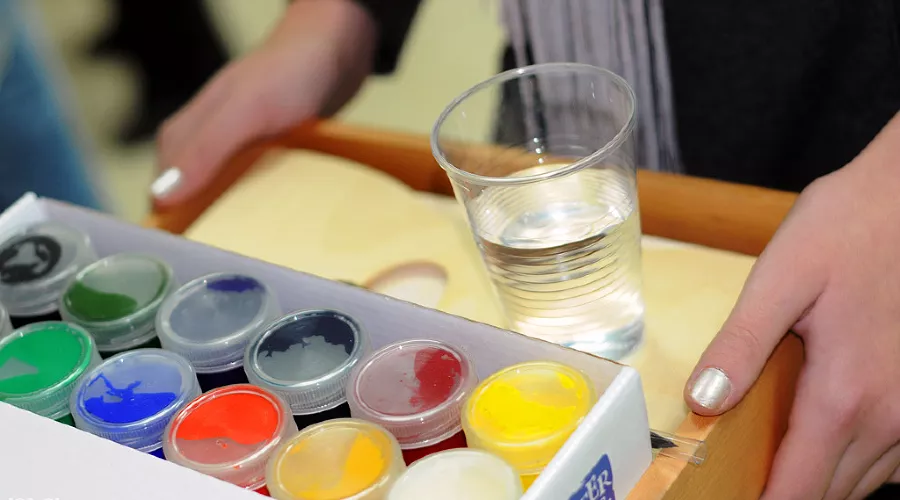 Конкурс детского рисунка "Газпром" глазами детей" &copy;&nbsp;Елена Синеок. ЮГА.ру