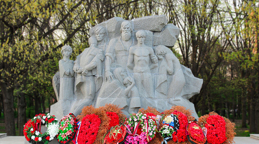 Памятник жертвам фашистского террора © Фото Динара Бурангулова, Юга.ру
