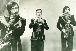 ВИА «Ива»: Сергей Полежаев, Александр Балбеков, Александр Серов (начало 1970-х) &copy;&nbsp;Фото из архива Владимира Сигидина