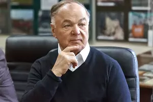 Хазрет Совмен &copy;&nbsp;Фото с сайта sfu-kras.ru