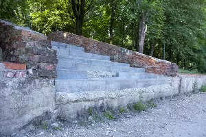 Ремонт парка у стадиона &laquo;Кубань&raquo; &copy;&nbsp;Фото Дмитрия Пославского, Юга.ру