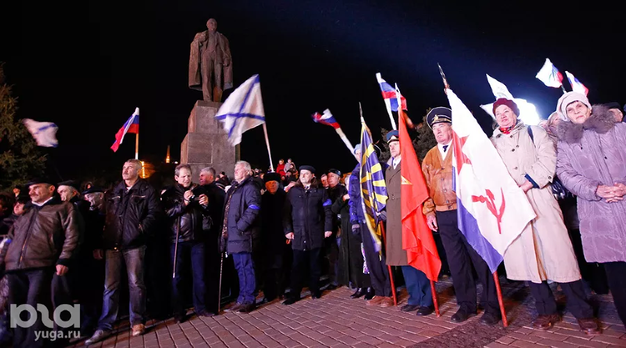 Крым проголосовал за воссоединение с Россией &copy;&nbsp;Влад Александров, ЮГА.ру