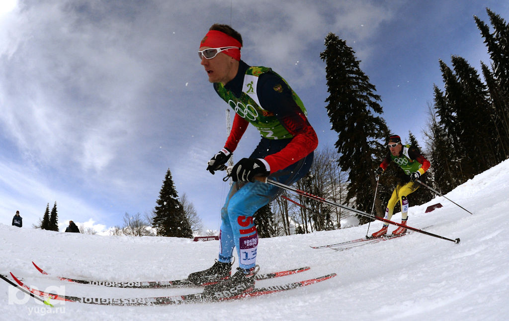 зимние виды спорта биатлон. белорусск спорт. профессиональный спортсмен зимние вид спорта. барьерный бег в легкой атлетике. легкая атлетика бег.