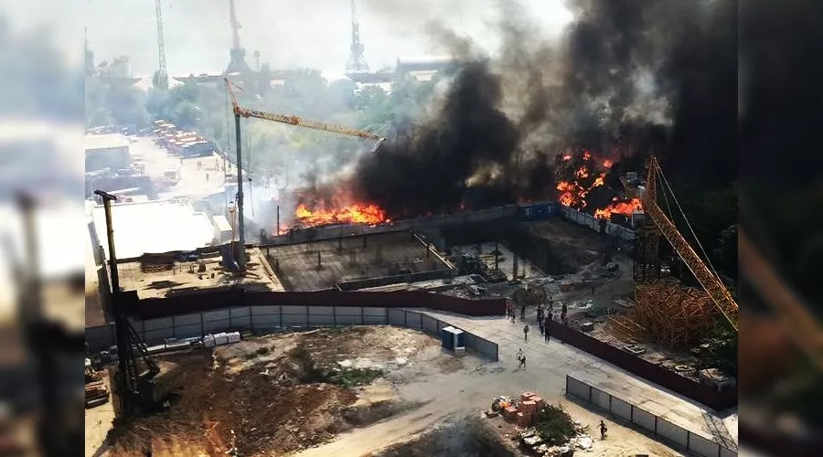 Пожар в Ростове-на-Дону &copy;&nbsp;Фото со страницы instagram.com/dem84rus