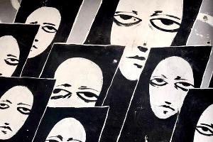 Работа Sad Face, посвященная погибшим от наводнения в Крымском районе © Фото Степана Субботина