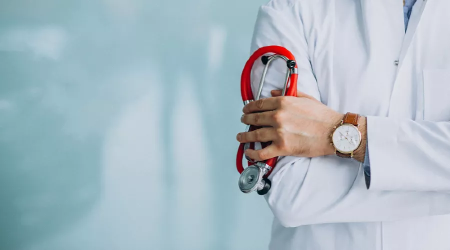 врач &copy;&nbsp;ru.freepik.com