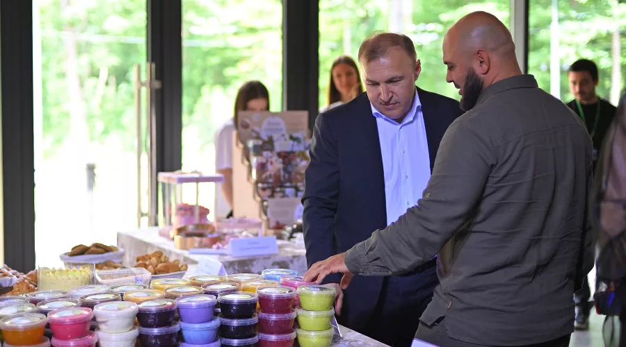 Глава Адыгеи Мурат Кумпилов на конференции «Мой бизнес. В ногу со временем» в Майкопе &copy;&nbsp;Фото Алексея Гусева