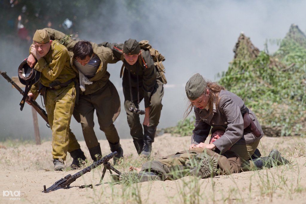 русские солдаты второй мировой войны. атака мертвецов первая мировая война. осовец 1915 атака мертвецов. чечня 6 рота 104 полка 76-й дивизии вдв. покажи как воюют.