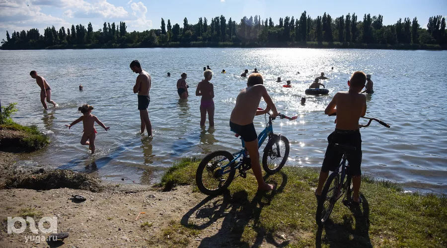 Пляж &copy;&nbsp;Фото Елены Синеок, Юга.ру