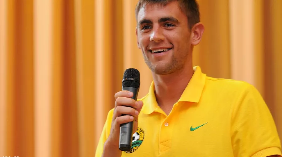 Игорь Армаш на встрече «Кубани» с болельщиками &copy;&nbsp;Фото Елены Синеок, Юга.ру