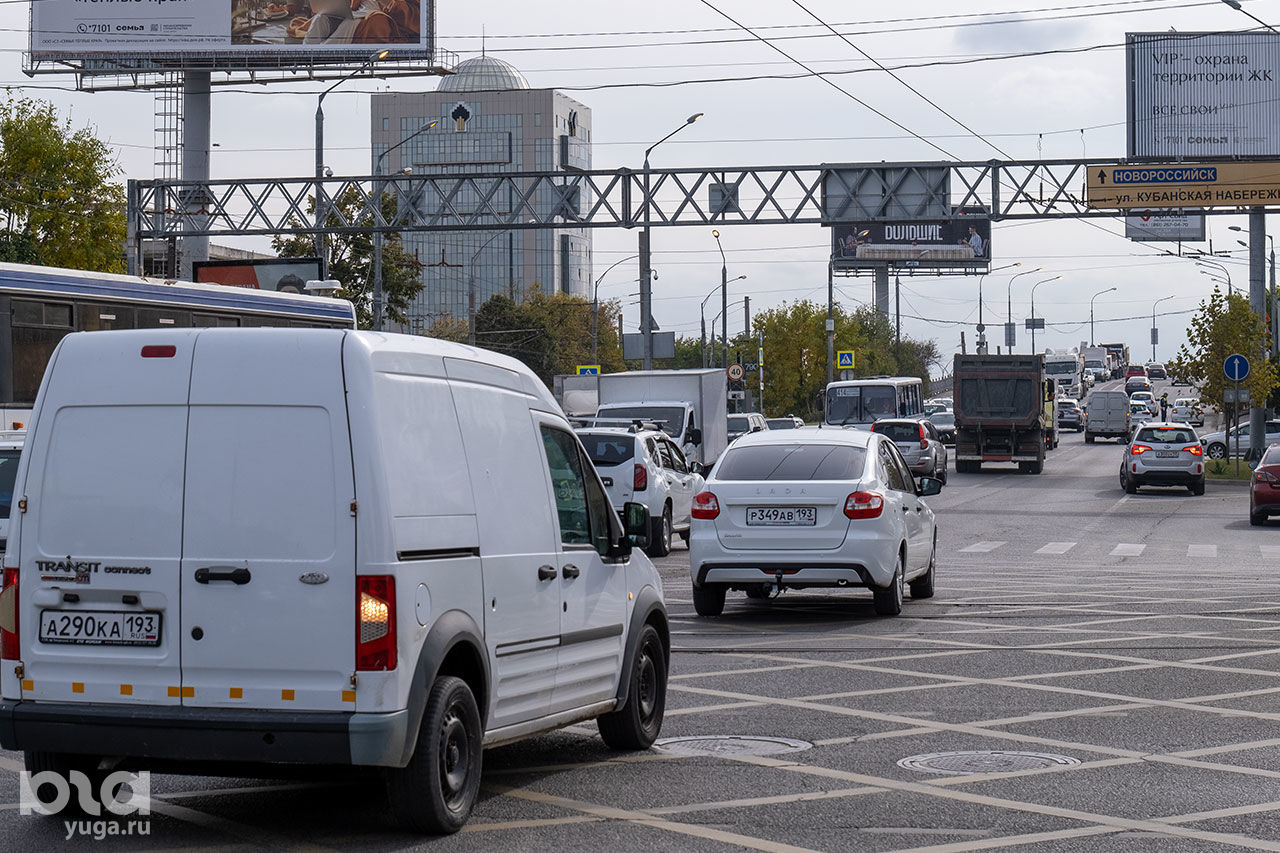 Пешеходные переходы вокруг Тургеневского моста © Фото Александра Гончаренко, Юга.ру