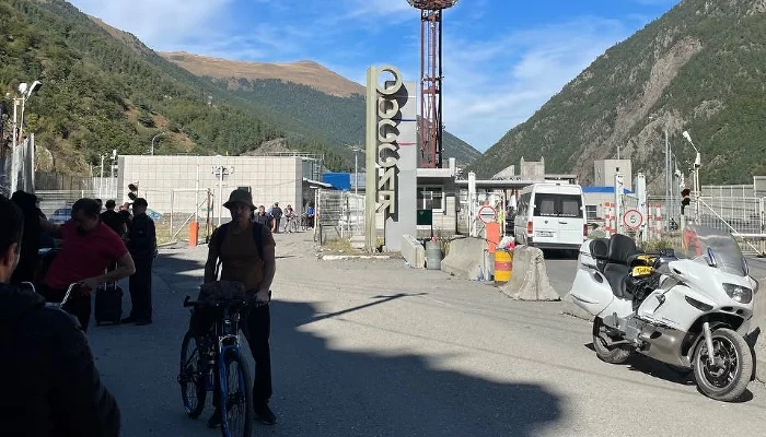 Люди на российско-грузинской границе &copy;&nbsp;Фото Катерины Данильян