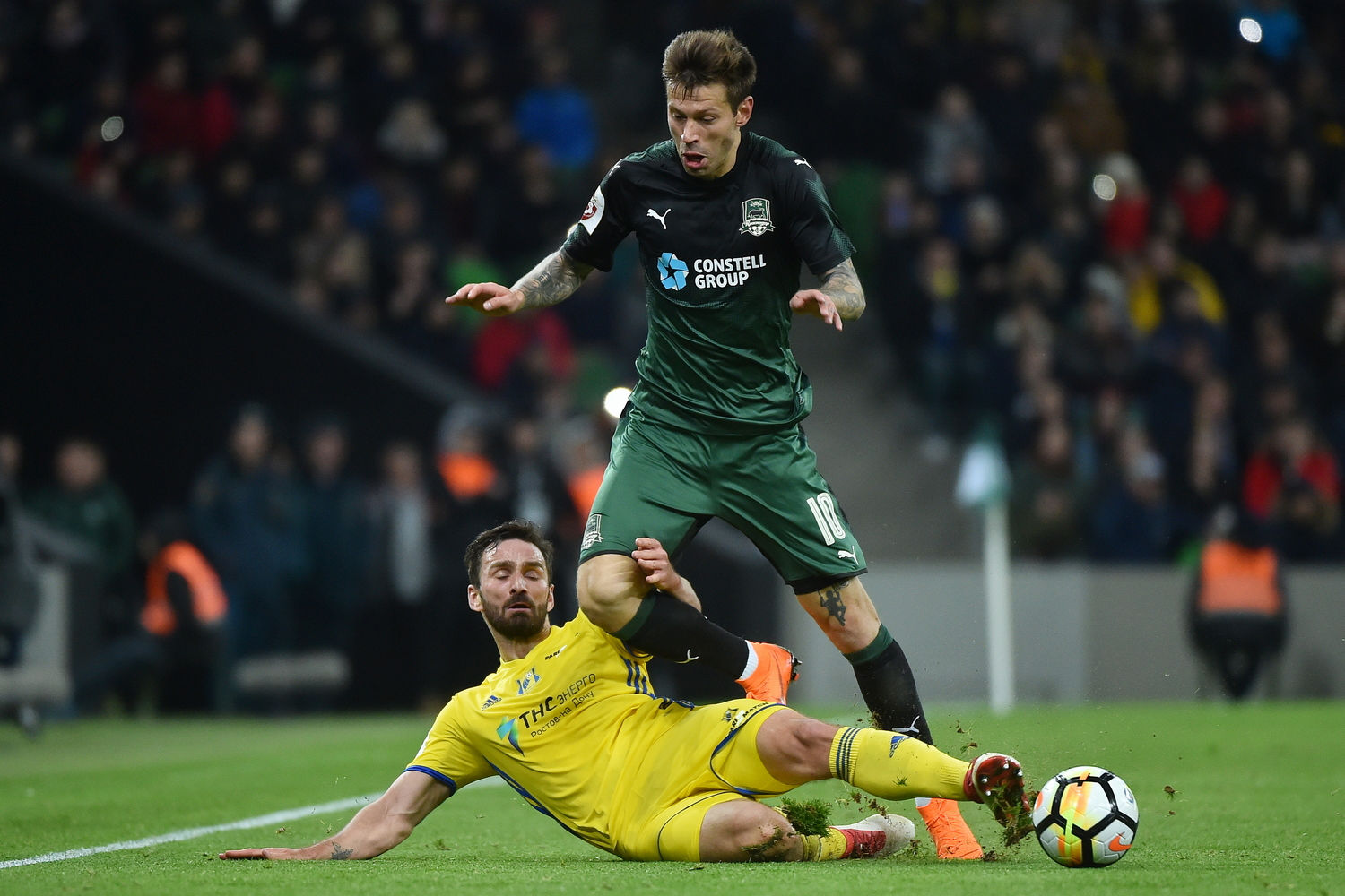 ростов краснодар фоторепортаж. ростов краснодар 9 октября 2022. футбольный матч краснодар ростов. ростов краснодар футбол. ростов краснодар 2021.