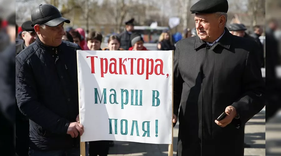 Митинг за продление санкций в Тихорецке &copy;&nbsp;Фото пресс-службы администрации Краснодарского края