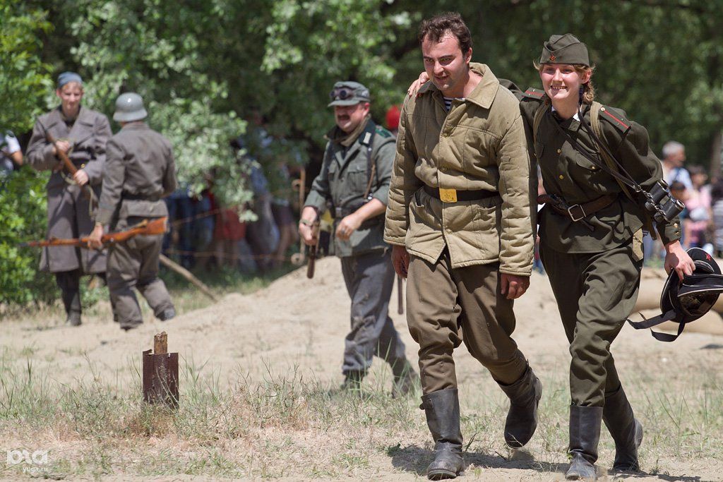 реконструкция событий великой отечественной войны. дружина древней руси реконструкция. реконструкция россии. донской военно-исторический музей недвиговка. реконструкция боя гражданской войны.