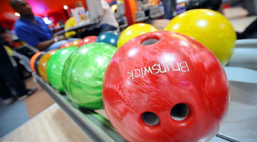 Турнир по боулингу "Семь звезд". День первый © Елена Синеок. ЮГА.ру