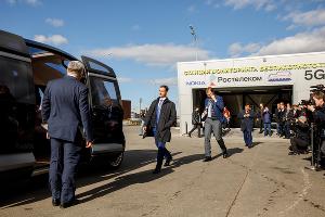 Презентация беспилотного электробуса в «Сколково» © Фото пресс-службы «Ростелекома»