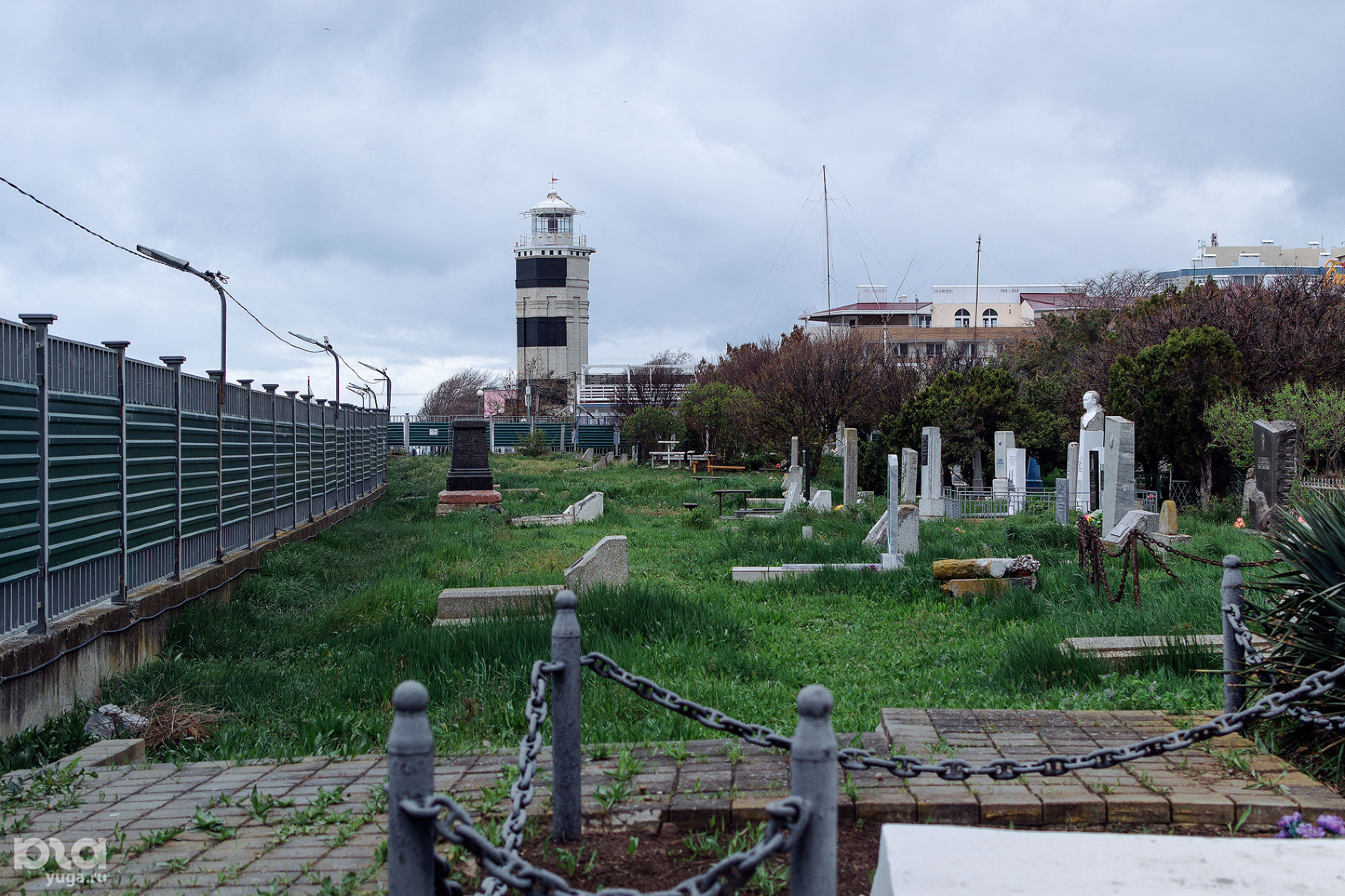 Старое городское кладбище Анапы © Фото Юли Шафаростовой, Юга.ру