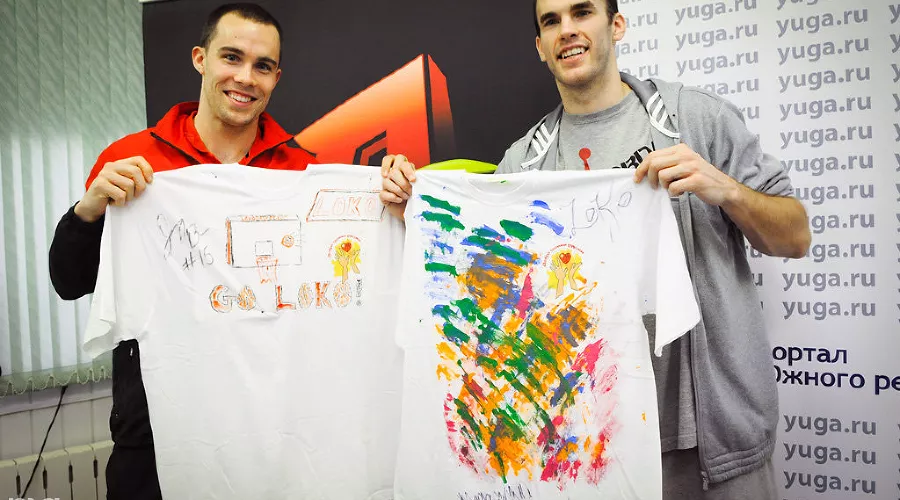 Благотворительная акция ПБК "Локомотив-Кубань" и ЮГА.ру "Добро своими руками" &copy;&nbsp;Елена Синеок, ЮГА.ру