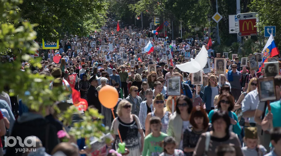 Акция "Бессмертный полк" в Сочи &copy;&nbsp;Нина Зотина, ЮГА.ру
